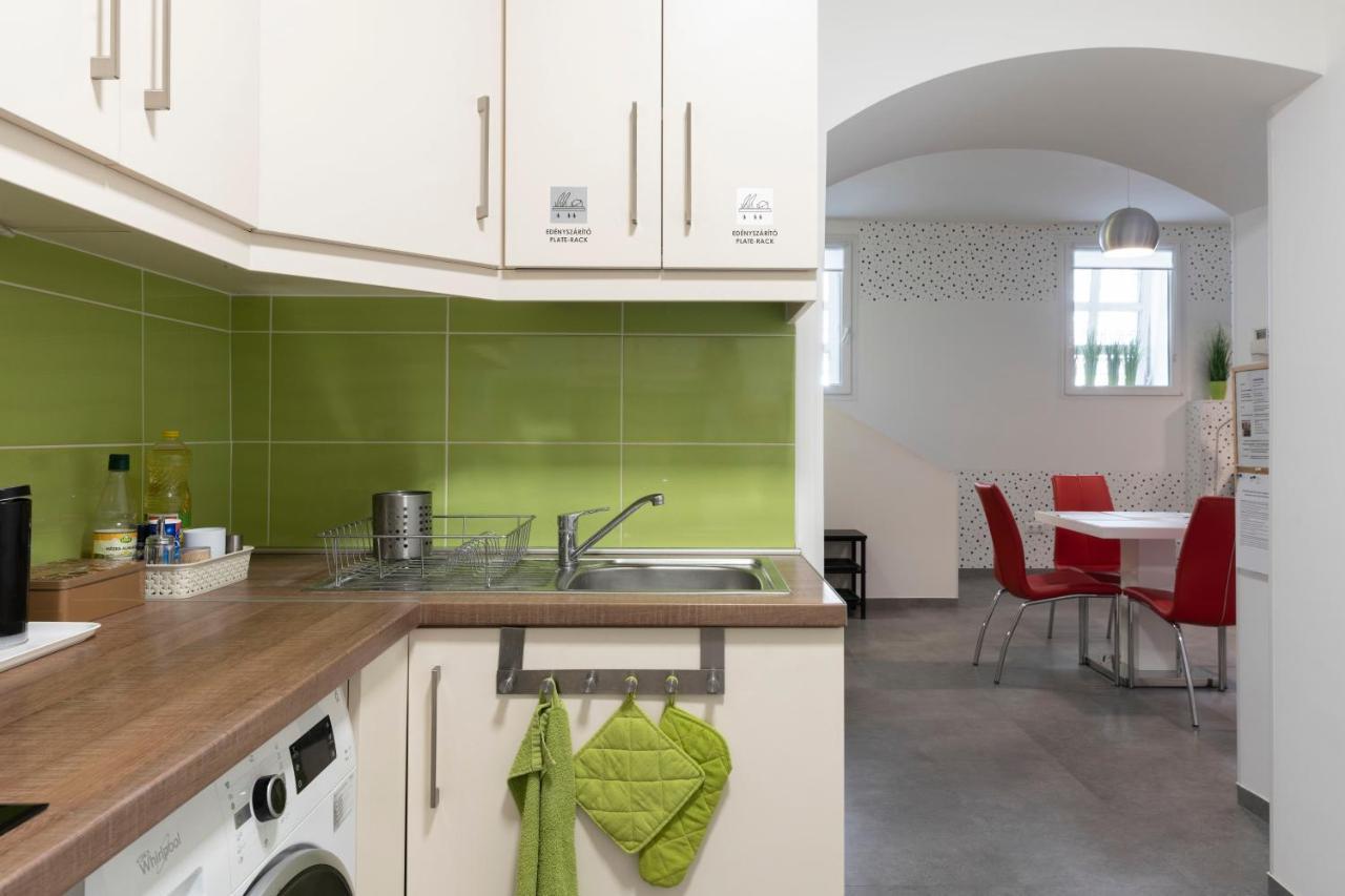 Vajda 15 Hostel Budapest Exteriör bild