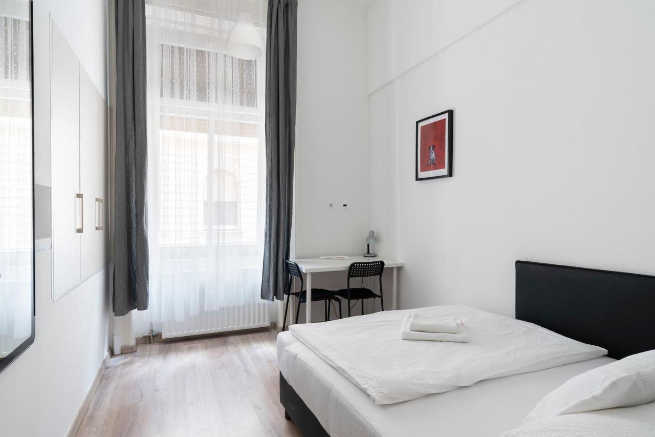 Vajda 15 Hostel Budapest Exteriör bild